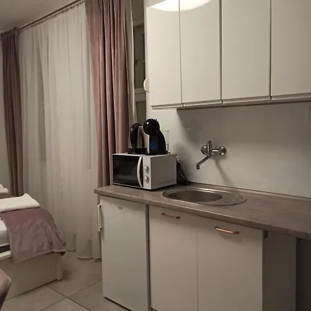 Arkady Old Town 아파트